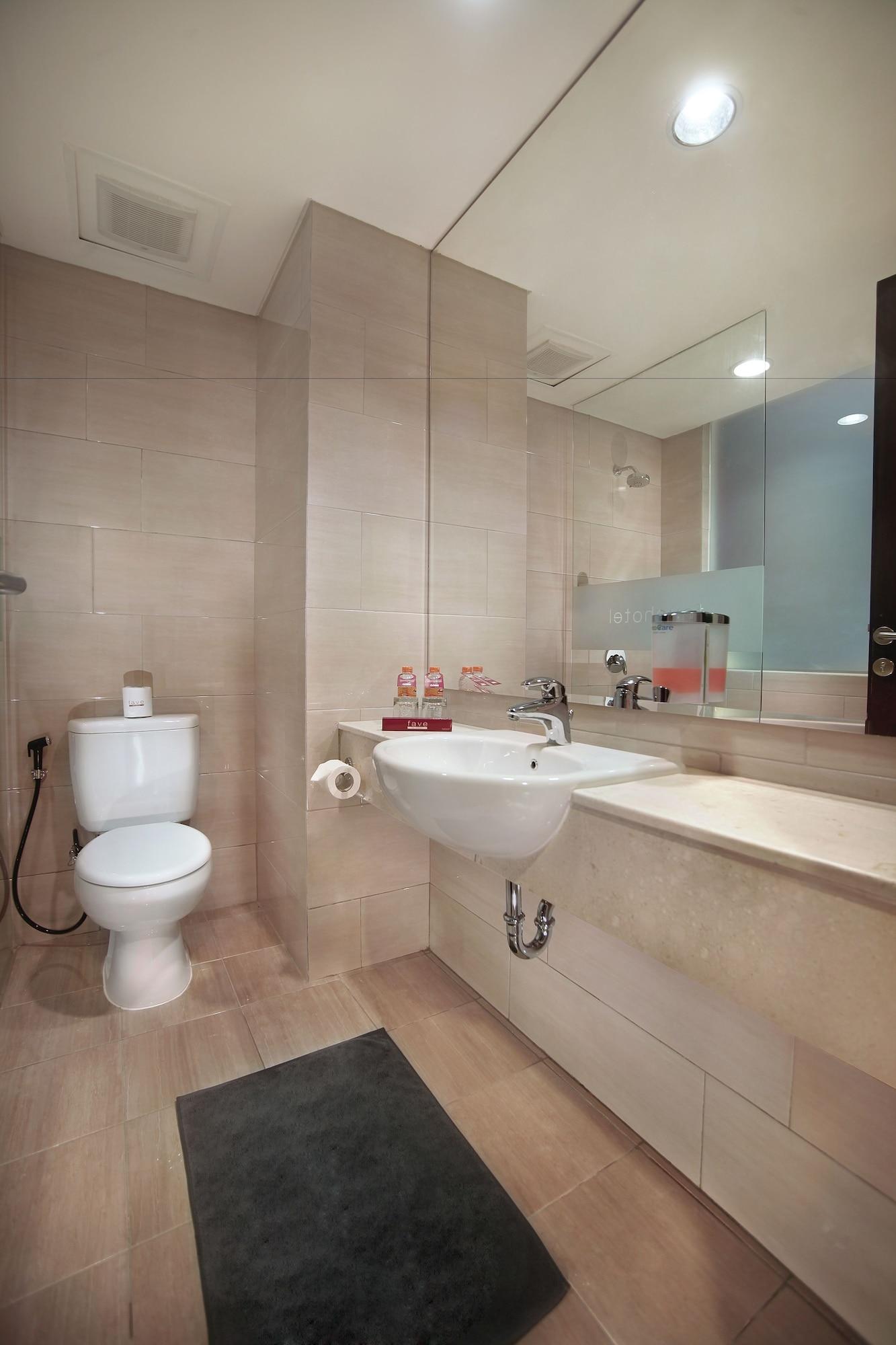 Favehotel Melawai Jakarta Luaran gambar