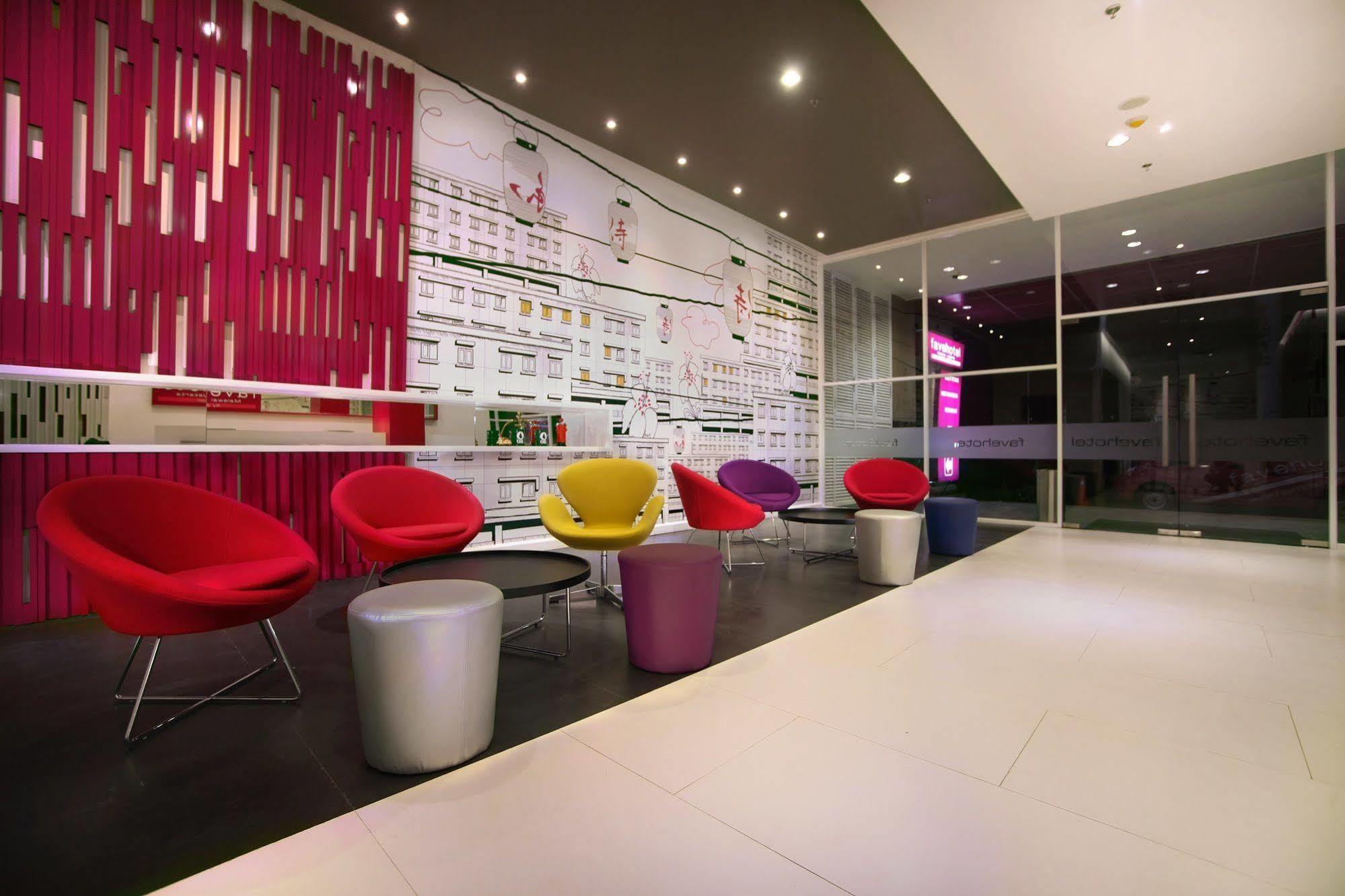 Favehotel Melawai Jakarta Luaran gambar